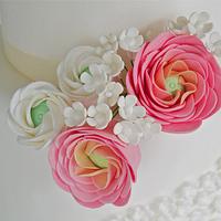 Ranunculus wedding cake 