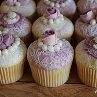 Lilac & Ivory ornate cupcakes