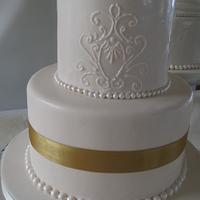 One wedding 4 wedding cakes