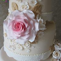 Vintage wedding cake