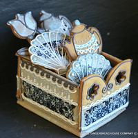 Edible vanilla biscuit box for Mother`s day 