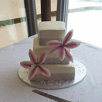 Stargazer Lily Wedding Cake