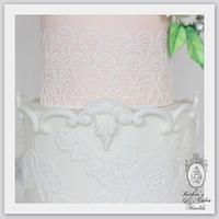 Peach silver ruffle lace baroque cake