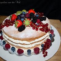 My first Naked Cake