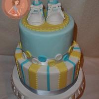 Baby shower converse sneaker topper cake 