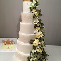 Wedding cake bird topper