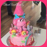 Trolls poppy cake 