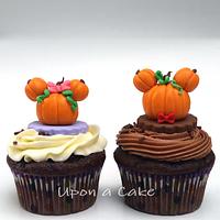 Mickey & Minnie Mouse pumpkin cupcakes!
