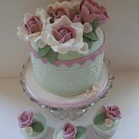 Cottage rose garden cake