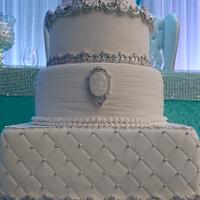 Wedding Cake white & silver 