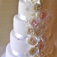 Pastel Rose Wedding cake