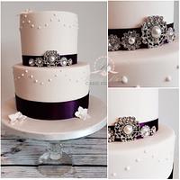 Simple Brooch Wedding Cake