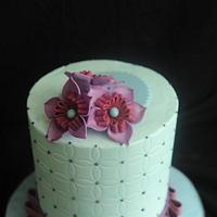 Paper Style Flowers in Fondant