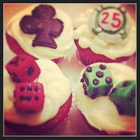 red velvet casino themed cupcakes