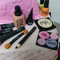 make up cake