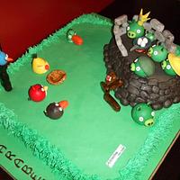 Angry Birds Cake!