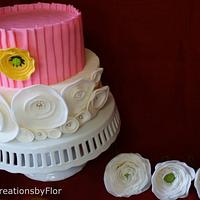 White/Pink Cake with Ranunculus