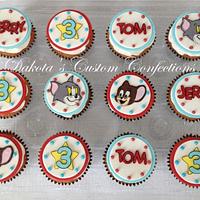 Tom and Jerry themed cupcakes