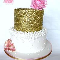 Gold bubbly and pink