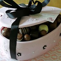 heart chocolate box