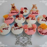 Love Messages on Cupcakes