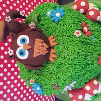 Owl themed 1st birthday cake!