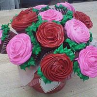 Valentines Day Cupcake Bouquets 
