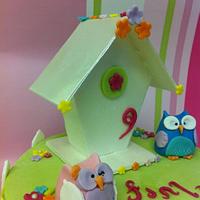 Cute Owl Cake and matching Cupcakes