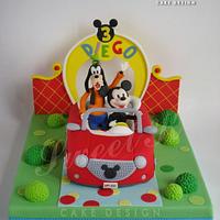 Mickey's car cake