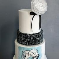 "The Kiss" Wedding Cake