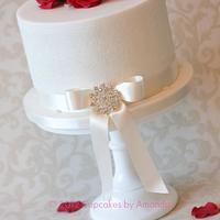 Red Rose Sugarveil Wedding Cake