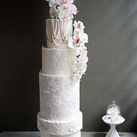 White Wedding Sparkle - Cake Central Magazine vol. 5 Issue 3 