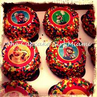 Super Mario Brothers Cupcakes/Cake