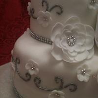 anniversary wedding cake