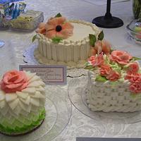 Miniature Bride's Tasting Cake with Peach Poppies