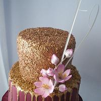 Marsala and gold cake