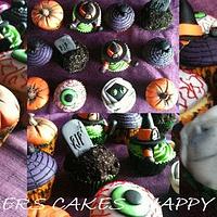 squished witch and much more halloween cupcakes