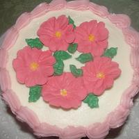 Vanilla cake with royal icing Primrose