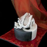 Pearl dragon cake