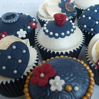 Vintage Navy Blue Wedding Cupcakes