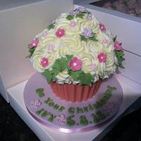 Ivy Christening Cake and Cupcakes to Match