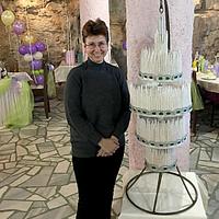 Ice beauty - a hanging wedding cake