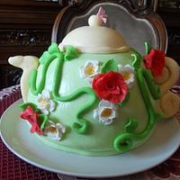 cake teapot