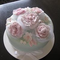 Vintage cake roses.