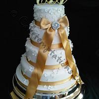 Romantic 4 tier wedding cake