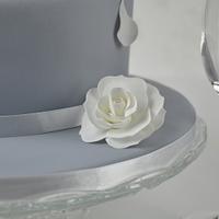 Snow white roses