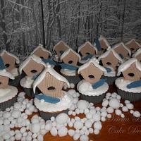 Birdhouse cupcakes