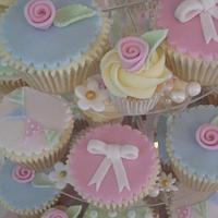 Cath Kidston inspired Cake & Cupcakes