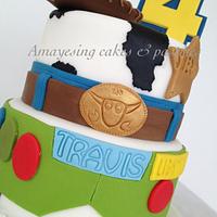 Toy story buzz & woody style cake