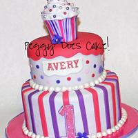 Lil Cupcake Cake